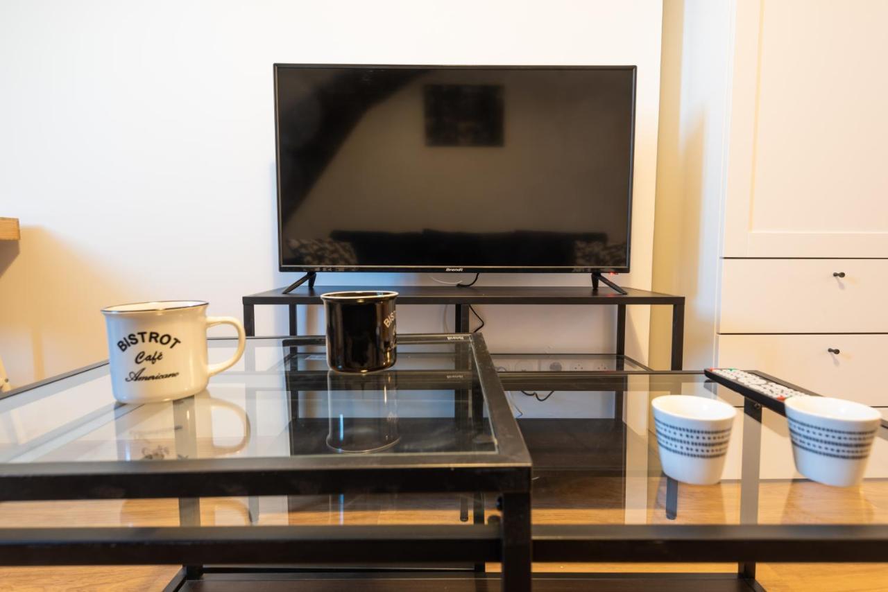 Appartement Coeur De Ville - Au Calme - Wifi - Four, Lave-Seche Linge Pau Exterior foto