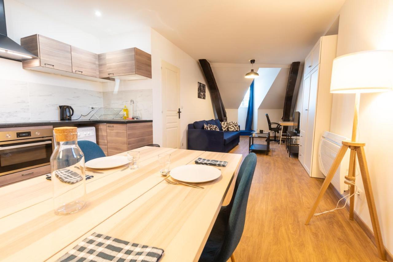 Appartement Coeur De Ville - Au Calme - Wifi - Four, Lave-Seche Linge Pau Exterior foto